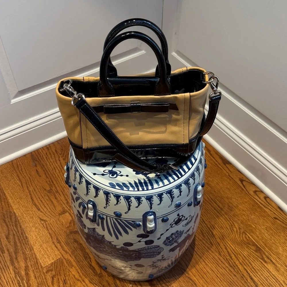 Kate Spade New York Gigi Chelsea Park